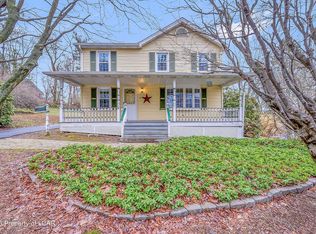 179 N Pioneer Ave, Shavertown, PA 18708