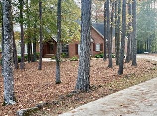 4313 Pebble Shore Dr, Opelika, AL 36804