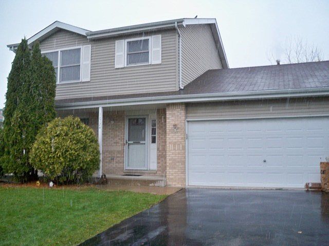 1st image of 16724 W Saddlewood Dr