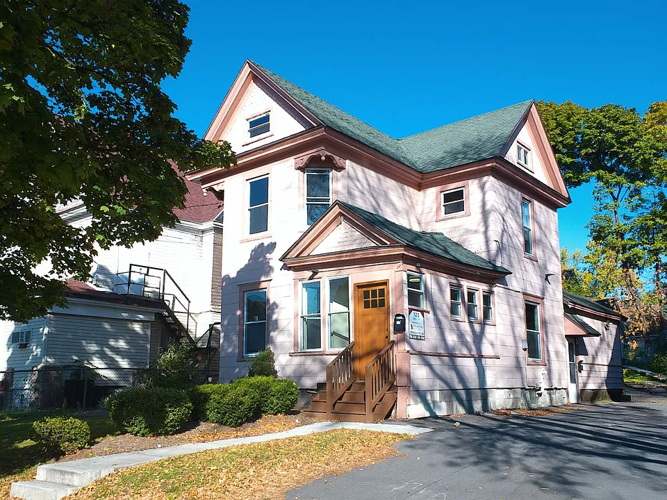 123 Dell St #1