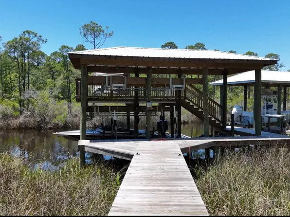 233 Maddox St, Santa Rosa Beach, FL 32459