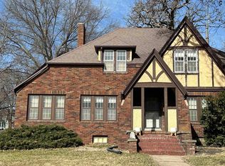 908 6th St, Corning, IA 50841