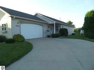 2055 Seaview Dr, Traverse City, MI 49686
