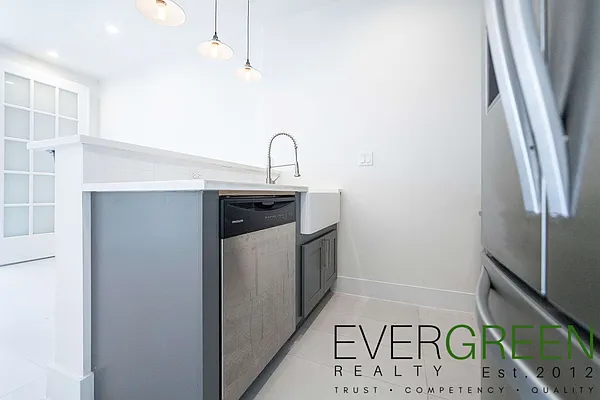 Rented by Pinn Realty | media 5