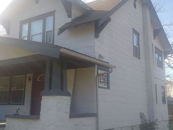 3rd image of 5000 Euclid Ave