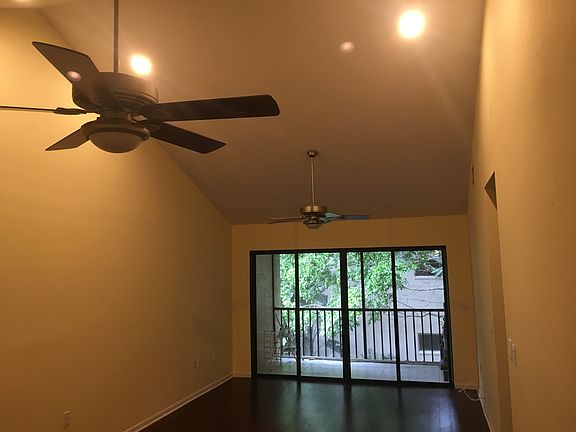 3rd image of 1687 Brookhouse Cir