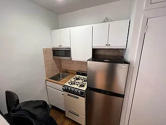 Rented by Best Apartments North Inc