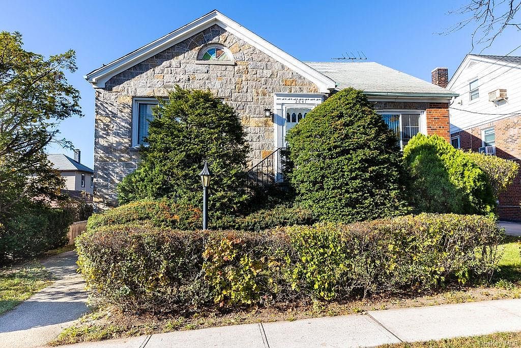 2841 Lafayette Avenue, Bronx, NY 10465 Zillow