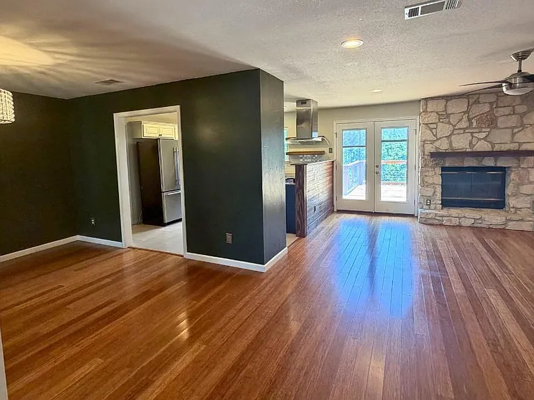 11207 Terrace Bluff Dr — Photo 4