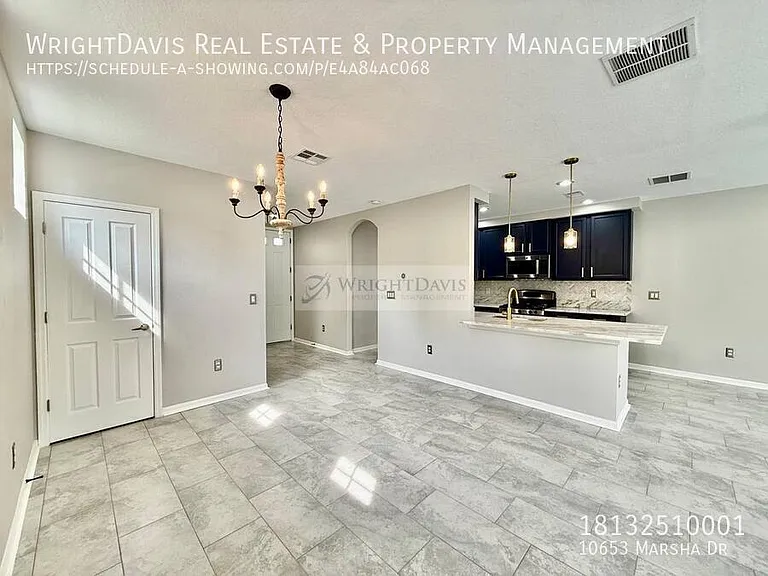 10653 Marsha Dr — Photo 11