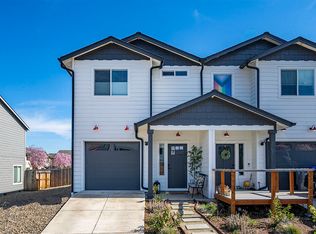 307 Everett Way, Talent, OR 97540