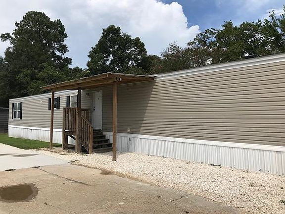 2nd image of 833 Bennett Rd