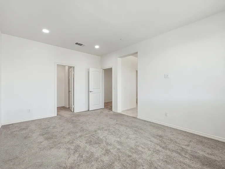 9326 Hellman Ave — Photo 15