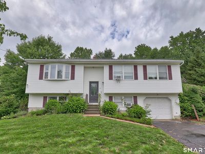 21 Applewood Lane, Naugatuck, CT, 06770