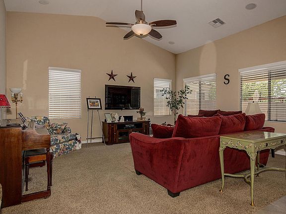 5th image of 2057 E Carob Dr