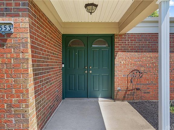 3rd image of 2553 Etiwanda Dr