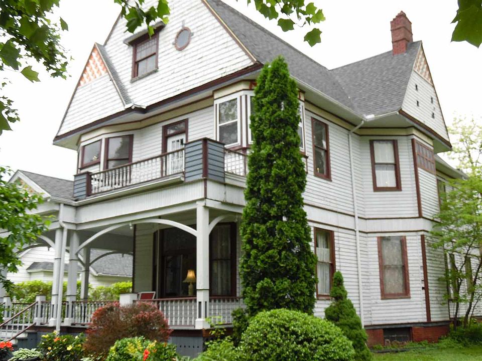 1st image of 308 W High St