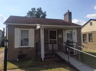 913 Francis Ct, Huntington, WV 25701