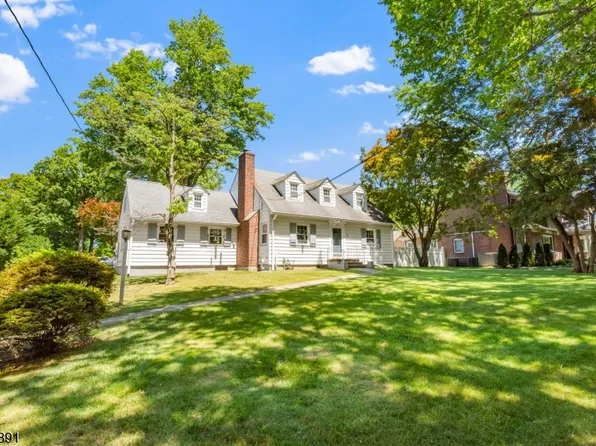 240 Summit Rd, Mountainside Boro, NJ 07092