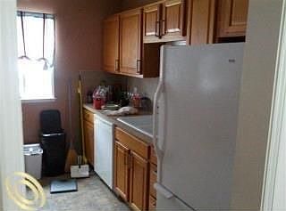 5th image of 1304 Marlborough Dr