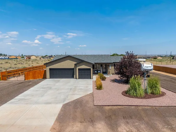 516 N Iliff Dr, Pueblo West, CO 81007