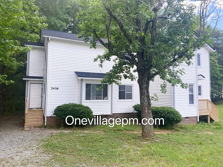 2416 Moran St — Photo 14
