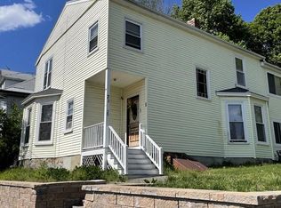 31 Lawrence St, Haverhill, MA 01830