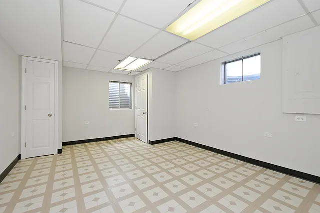 7251 S Ferdinand Ave — Photo 15