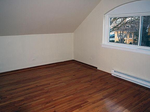 5th image of 1810 Scoville Ave Unit 2
