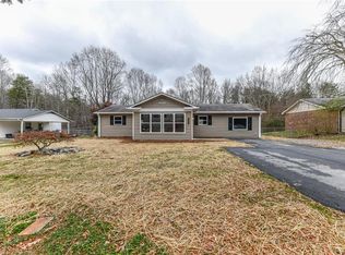 376 Weatherford Dr, King, NC 27021