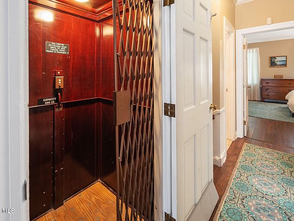 5th image of 211 Lancaster Street
