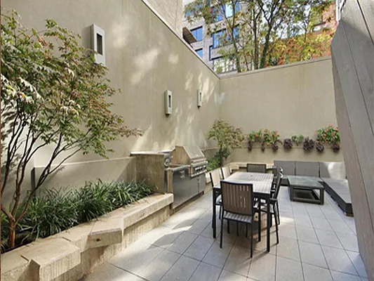 Rented by Levan Real Estate | media 20