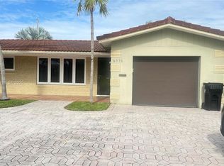 5771 NE 19th Ter, Fort Lauderdale, FL 33308