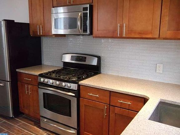 5th image of 7314 Palmetto St