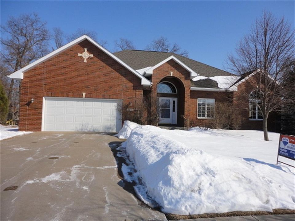 1st image of 2281 Poplar St