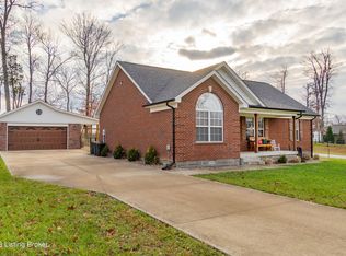 109 Chattanooga Dr, Coxs Creek, KY 40013