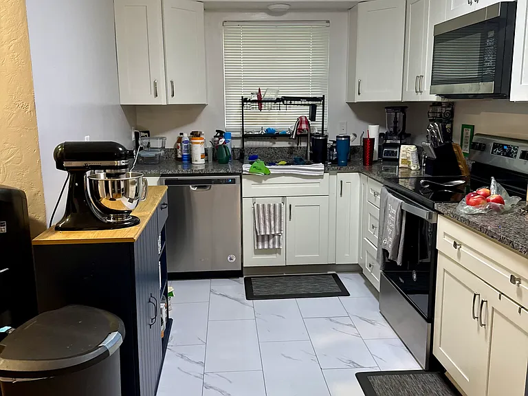 801 Erdner Ave #2 — Photo 2