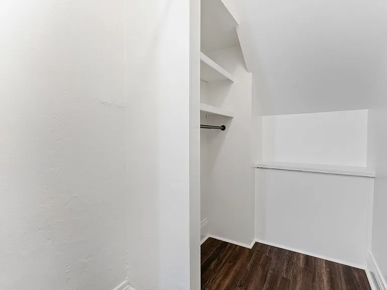 330 Cedar Avenue — Photo 45