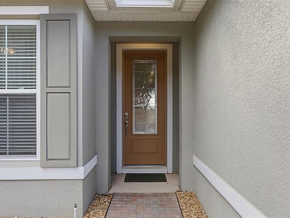 3rd image of 381 SILVER MAPLE ROAD