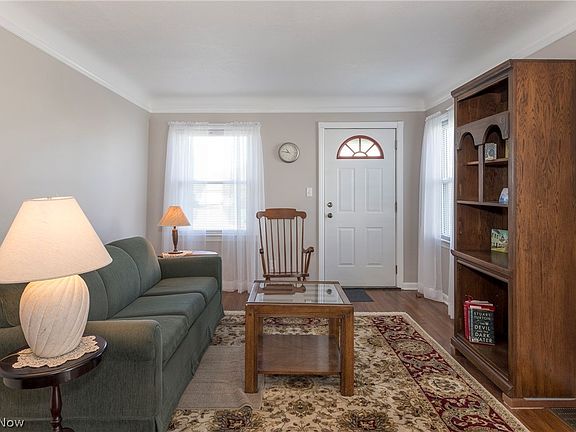4th image of 4405 W 226th St