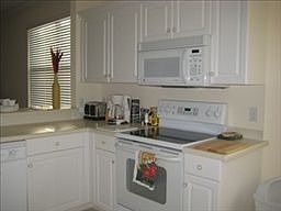 1st image of 3984 Bishopwood Ct E Unit 206