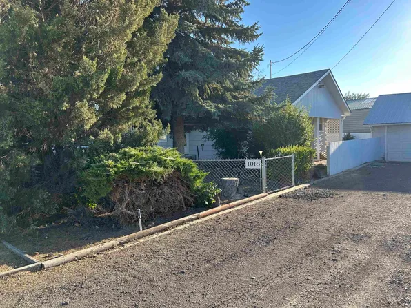 1018 S Stevens St, Filer, ID 83328