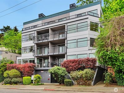 1028 Lakeview Boulevard E #6, Seattle, WA, 98102