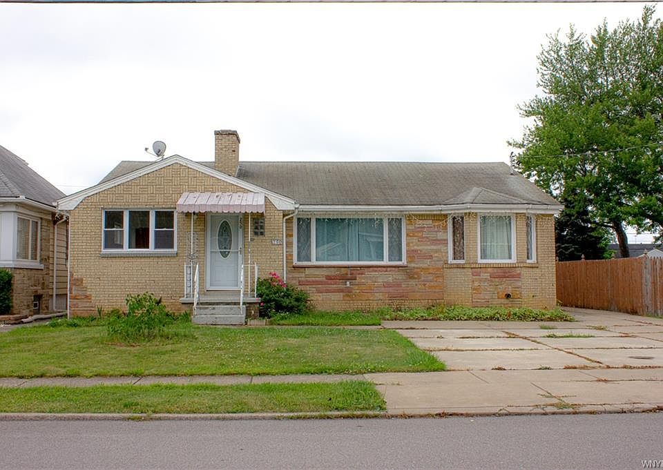 1st image of 250 Boll St