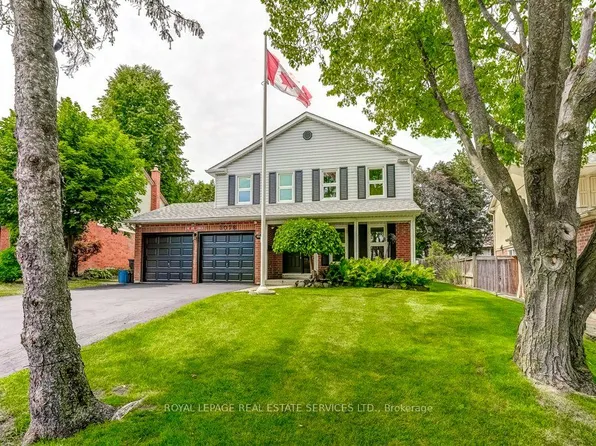 3076 Redstart Dr, Mississauga, ON L5L 2N3