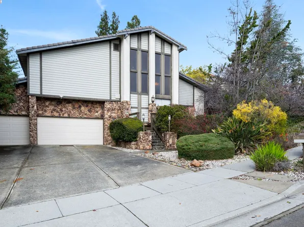 44577 Parkmeadow Dr, Fremont, CA 94539