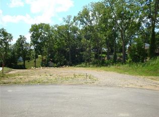 435 Forest Estates Dr, Pittsburgh, PA
