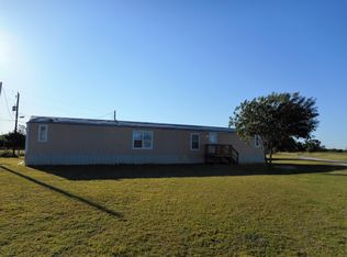 255 Colorado Dr, Maxwell, TX 78656