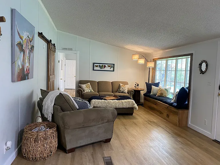21570 Alvarado Rd #1 — Photo 3