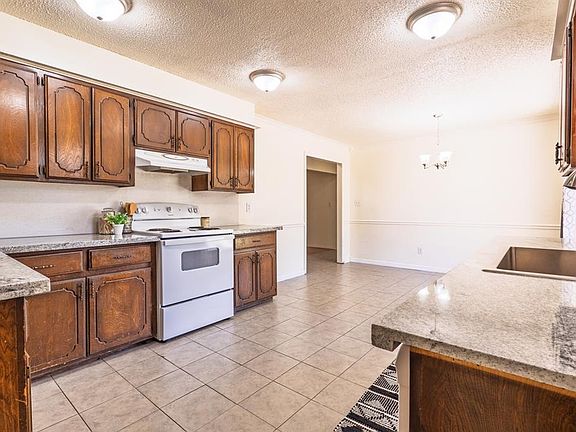 4th image of 39408 Hazel Dell Rd